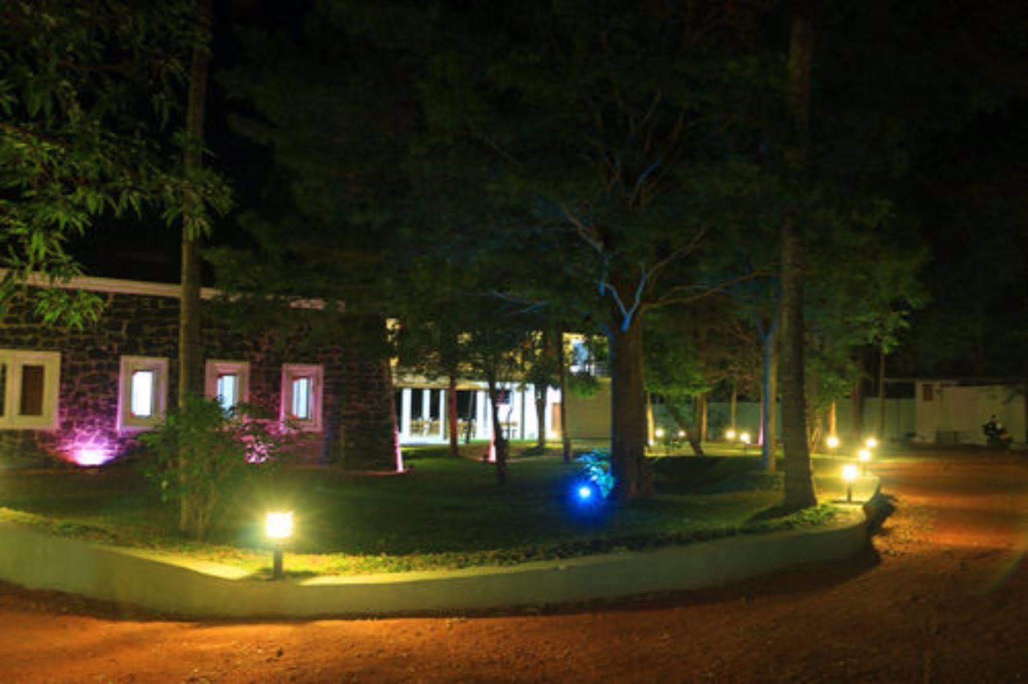 Athena Lake By Seedevi Dambulla Exterior foto