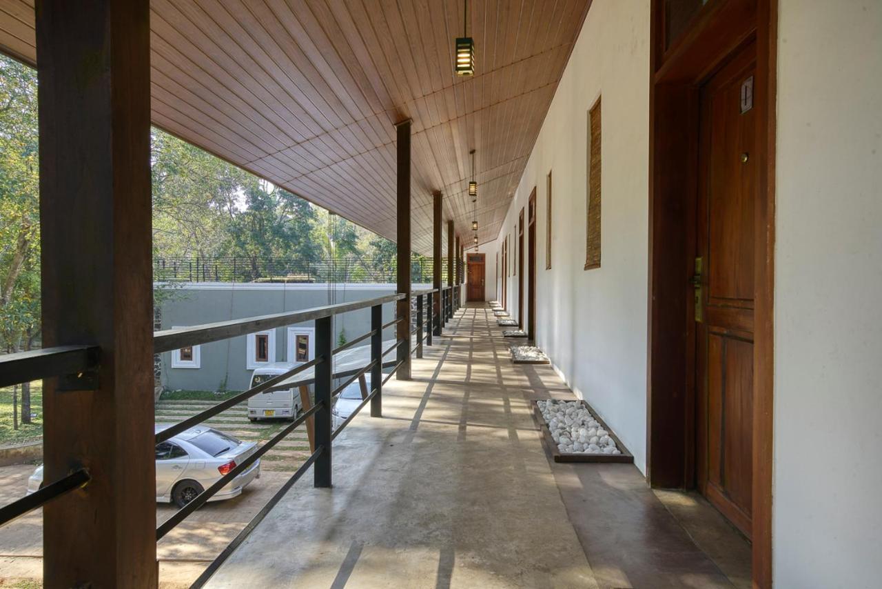 Athena Lake By Seedevi Dambulla Exterior foto